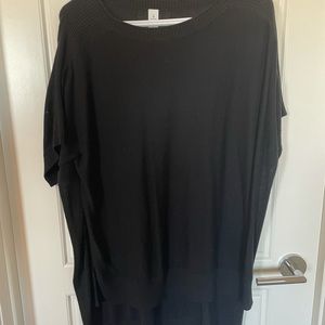 Lululemon be at ease poncho